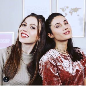 Meet your Posher, Ece