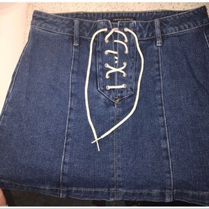 Kendal and Kylie jean skirt