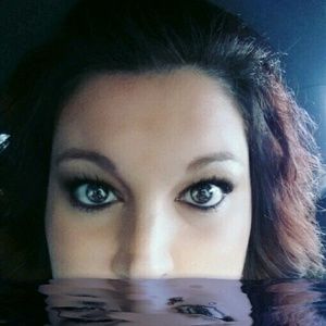 Meet your Posher, Robin