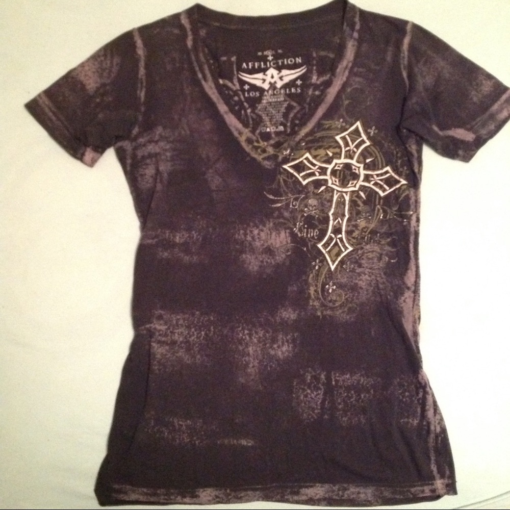 Women's Affliction V-neck top