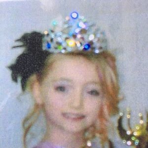 Meet your Posher, Larry ginny