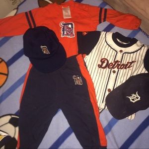 Detroit tigers bundle !!