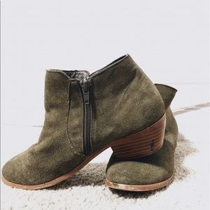 Urban outfitters moss green booties
