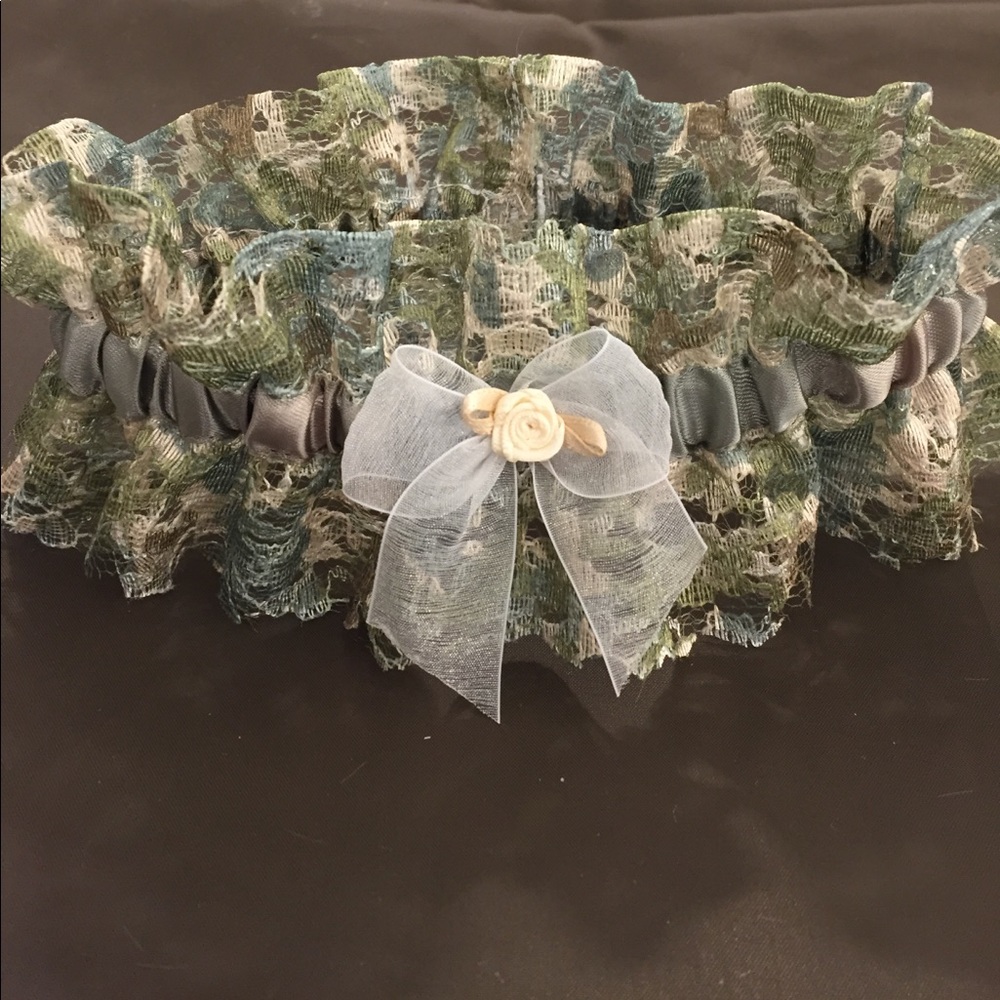 Camo green & ivory handmade lace bridal garter.