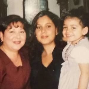 Meet your Posher, Hilda