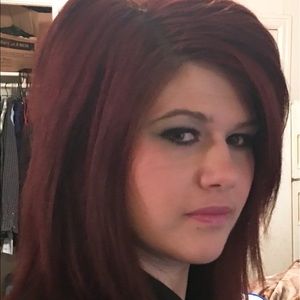 Meet your Posher, Ana