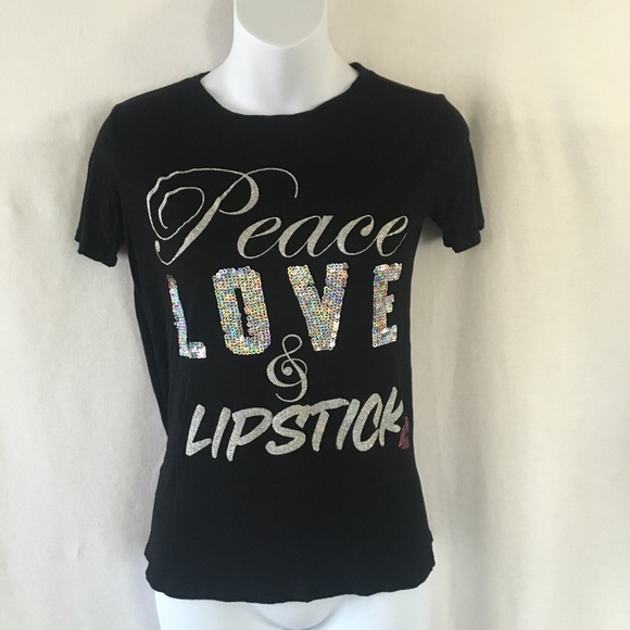 JuIcY C0uTuRe seQuiNed tEe - Picture 2 of 5