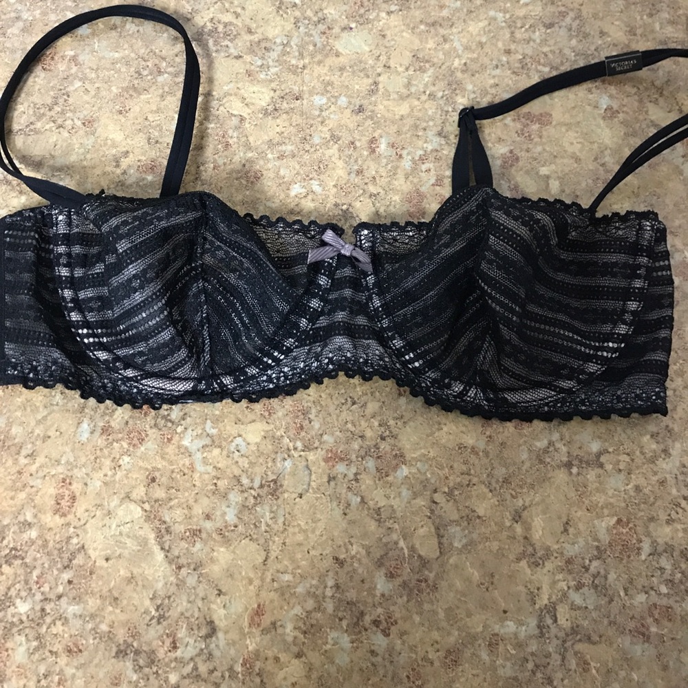 Vs bra