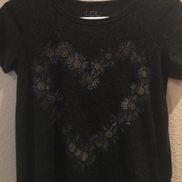 LOL Vintage Tops - Black XS top LOL Vintage. Daisy heart design
