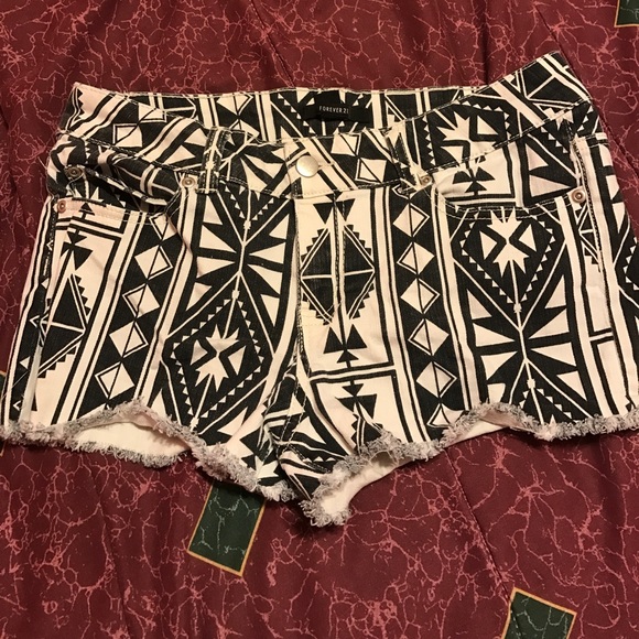 Black and White Aztec Jean Shorts - Picture 1 of 5