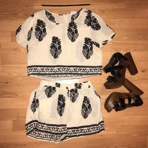 Two piece short and sleeved top set
