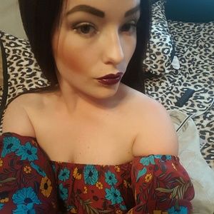 Meet your Posher, Ashley