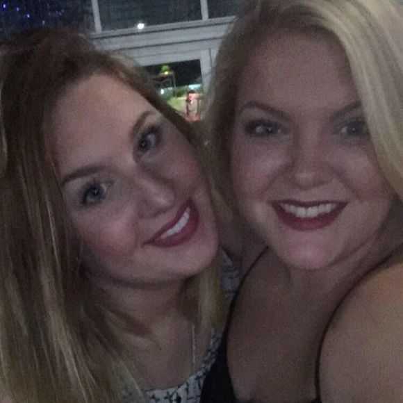 Meet your Posher, Samantha - Picture 1 of 1