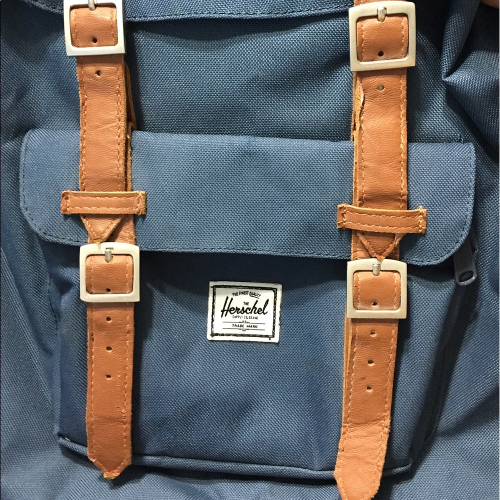 Herschel Backpack - Picture 4 of 4