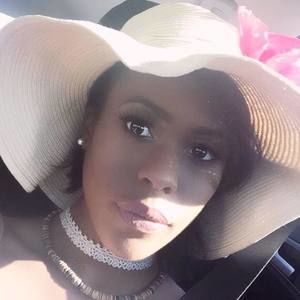 Meet your Posher, Lee