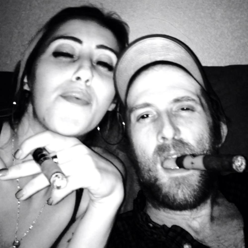 Meet your Posher, Dania