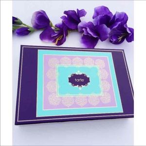 Limited edition Tarte Away Oui Go! New