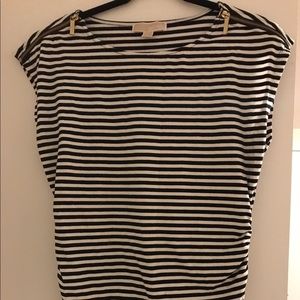 Micheal Kors short sleeve tee