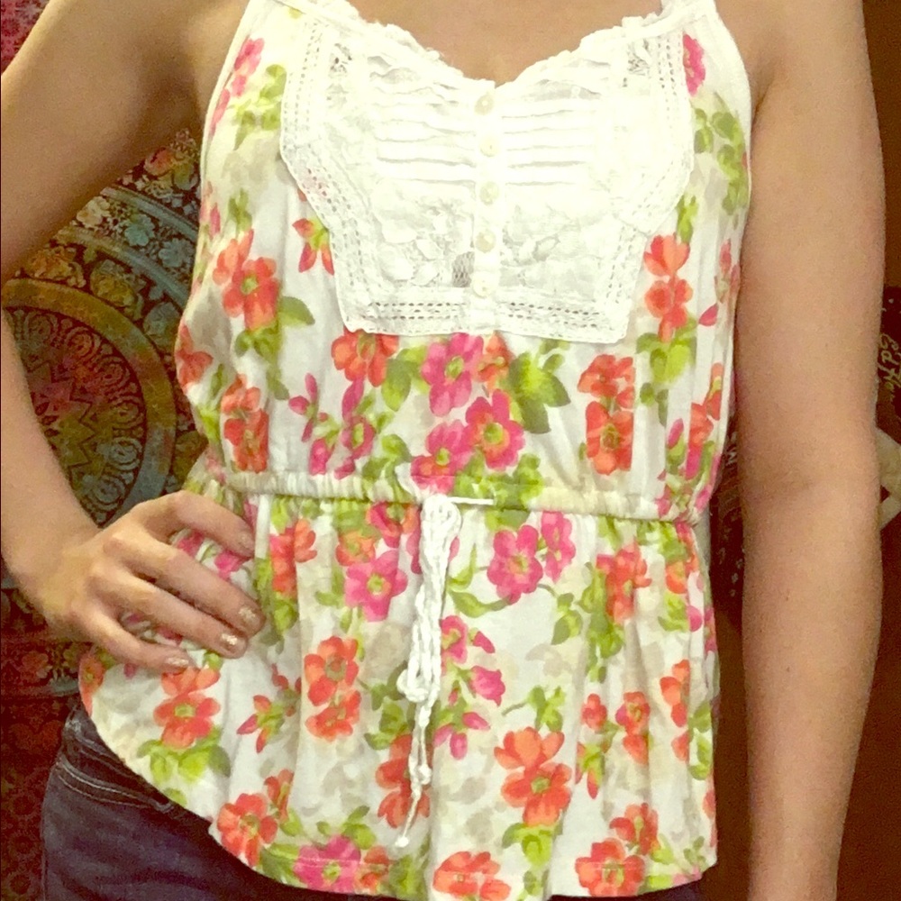 Rue 21 top