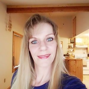 Meet your Posher, Lynn