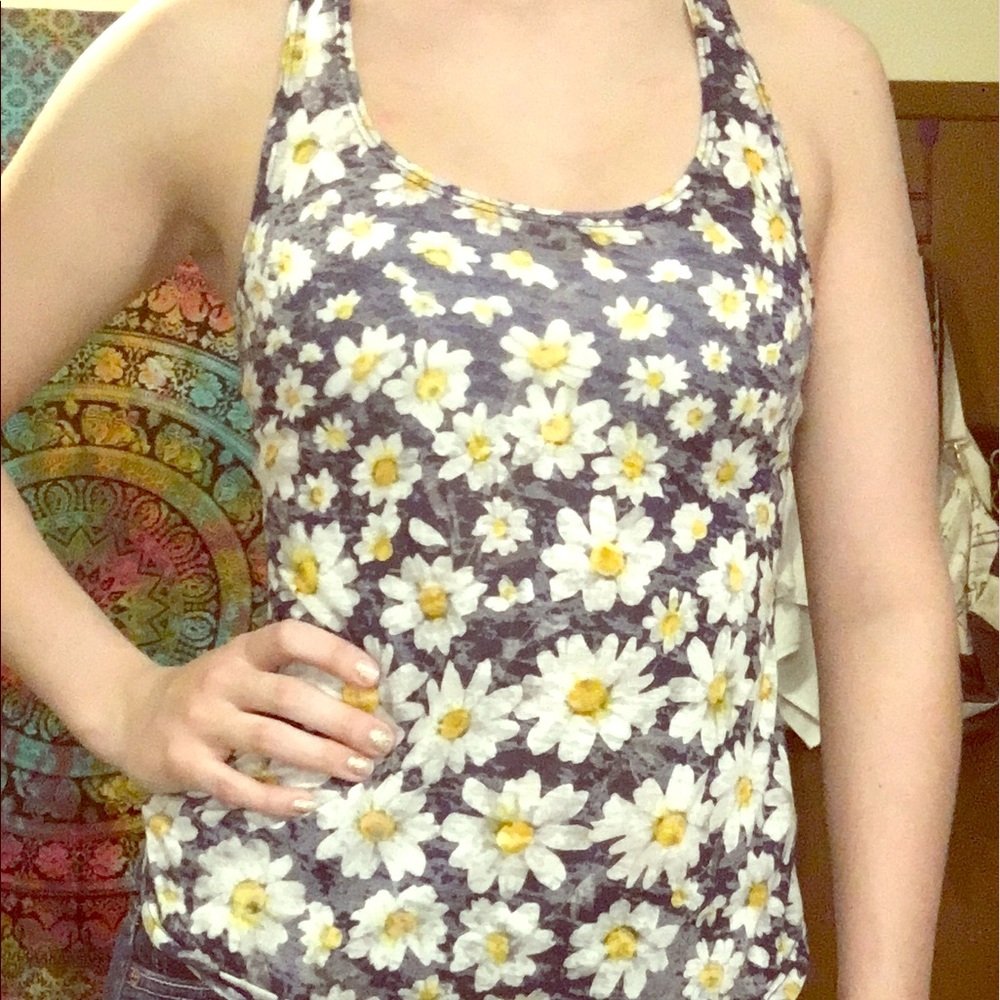Rue 21 top