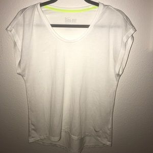 Basic Nike white tee