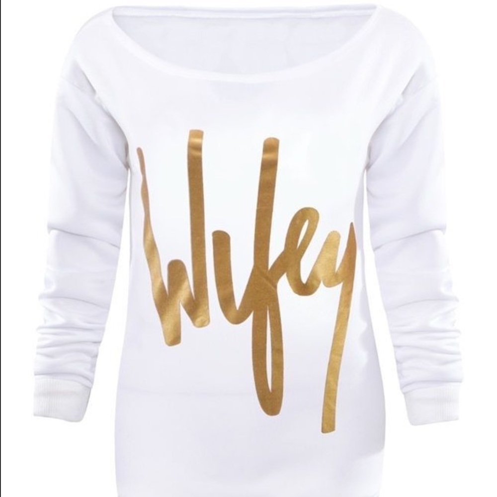 Round Neck 'Wifey' Letter Printed Sweater