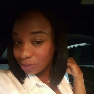 Meet your Posher, Camille