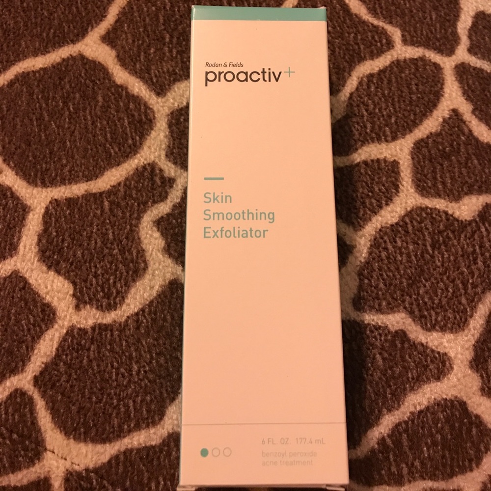 Proactiv+ Skin smoothing exfoliator