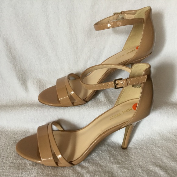 🎉HP🎉 Classy Nine West Amurri Strappy Stilettos! - Picture 2 of 7