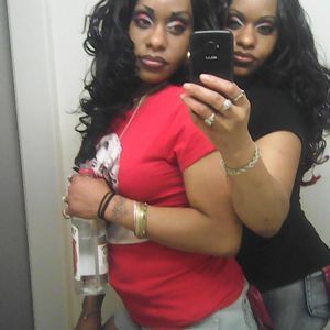 Meet your Posher, Carmella