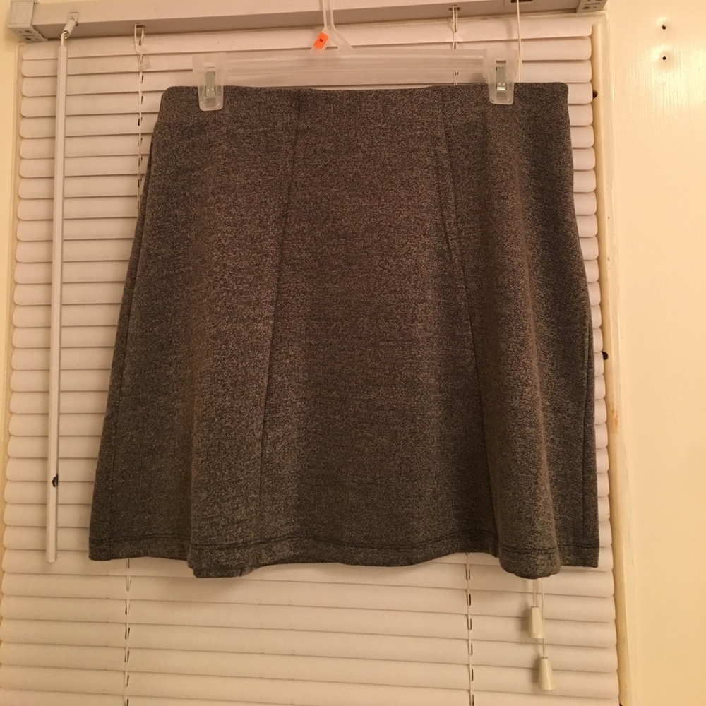 Grey skirt
