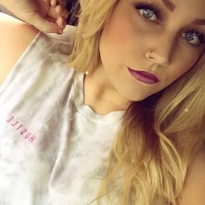 Meet your Posher, Ashleigh