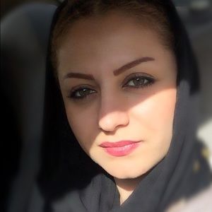 Meet your Posher, Hanieh