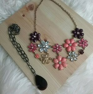 Women's necklaces