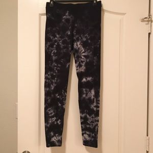 PINK Victoria's Secret Tie Dye Leggings