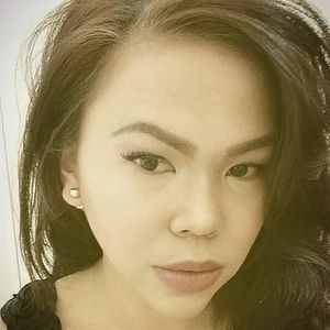 Meet your Posher, Carmela kim