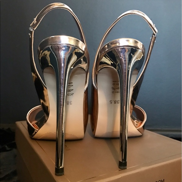 BCBG Metallic Leather Pumps - Picture 4 of 5