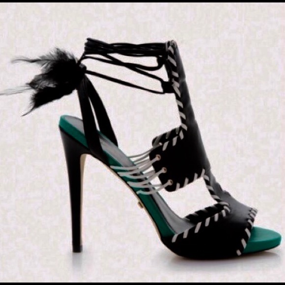 Bebe NIKA heels - Picture 2 of 5