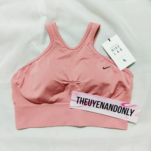 *SALE* NWT Nike Lab Seamless Sports Bras $92 - Picture 2 of 8