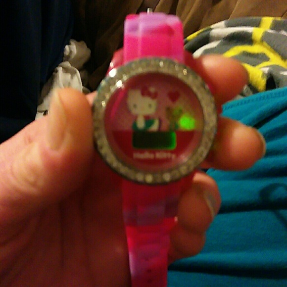 Hello Kitty light up digital watch - Picture 2 of 5
