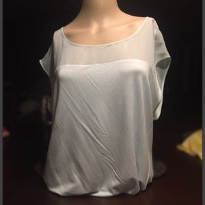 Tahari blouse 
Size XL