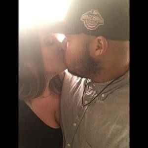 Meet your Posher, Demi