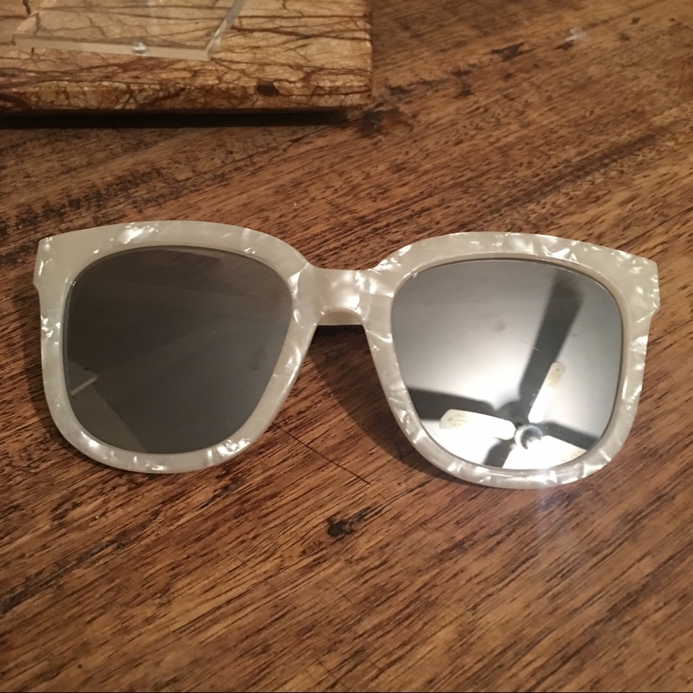 New York Fashion Sunglasses with UV Protection