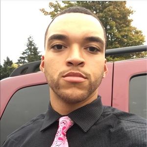 Meet your Posher, Cameron