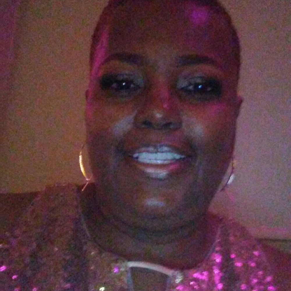 Meet your Posher, Yvonne