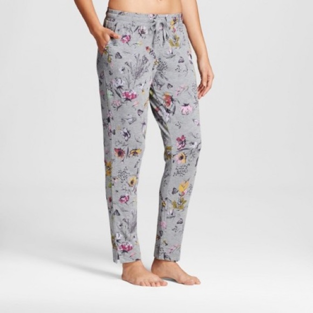 WANTED Gilligan &O'malley total comfort gray pants