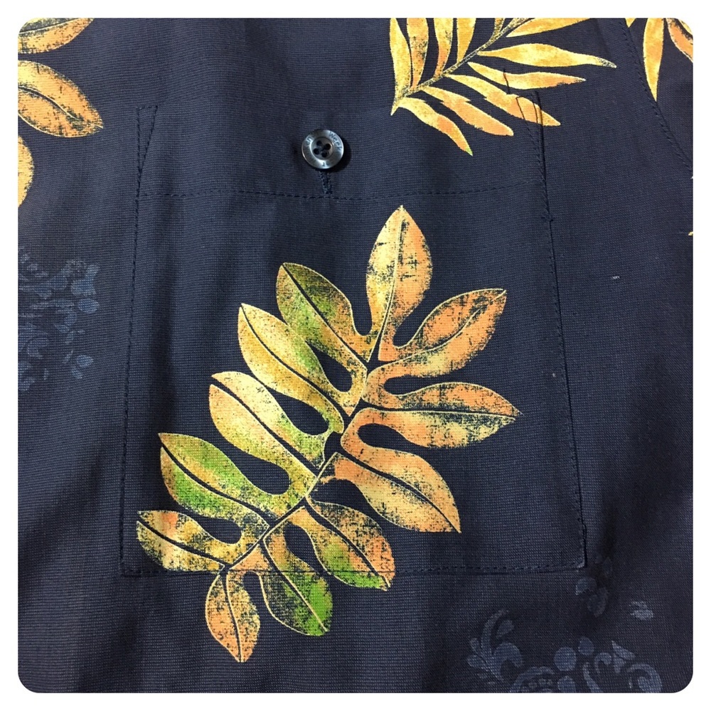 WEEKENDER silk hawaiian style mens aloha shirt - Picture 6 of 7