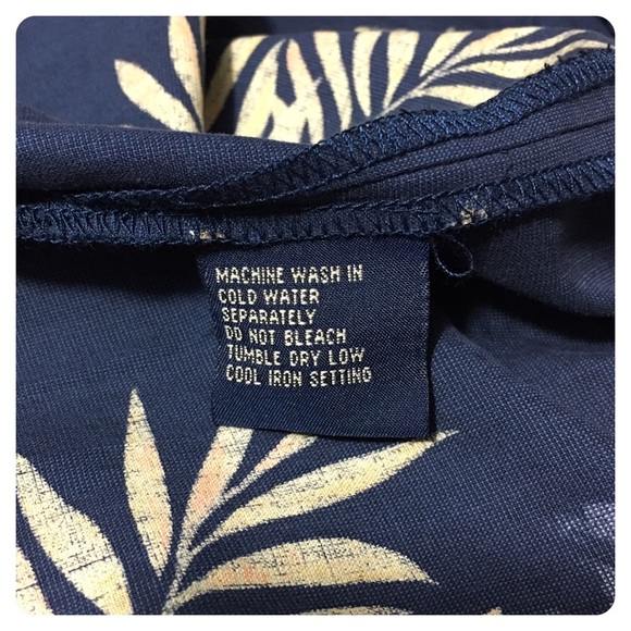 WEEKENDER silk hawaiian style mens aloha shirt - Picture 5 of 7