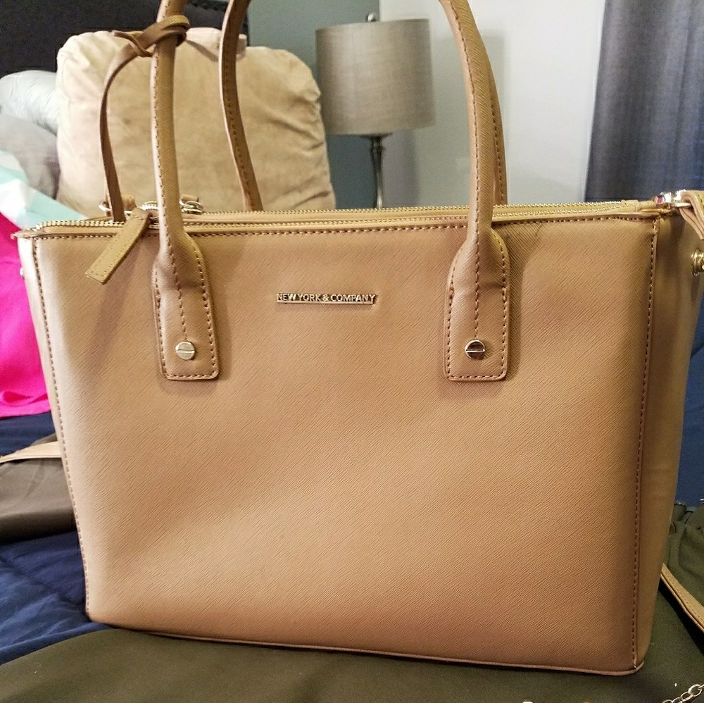 Nine west light brown tote